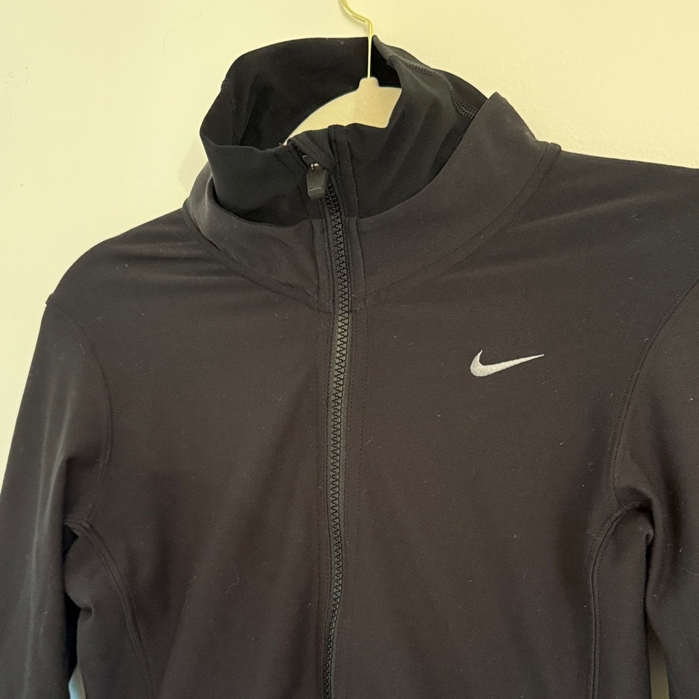 Nike Women's Dri-Fit Black Full-Zip Jacket - Picture 2 of 7